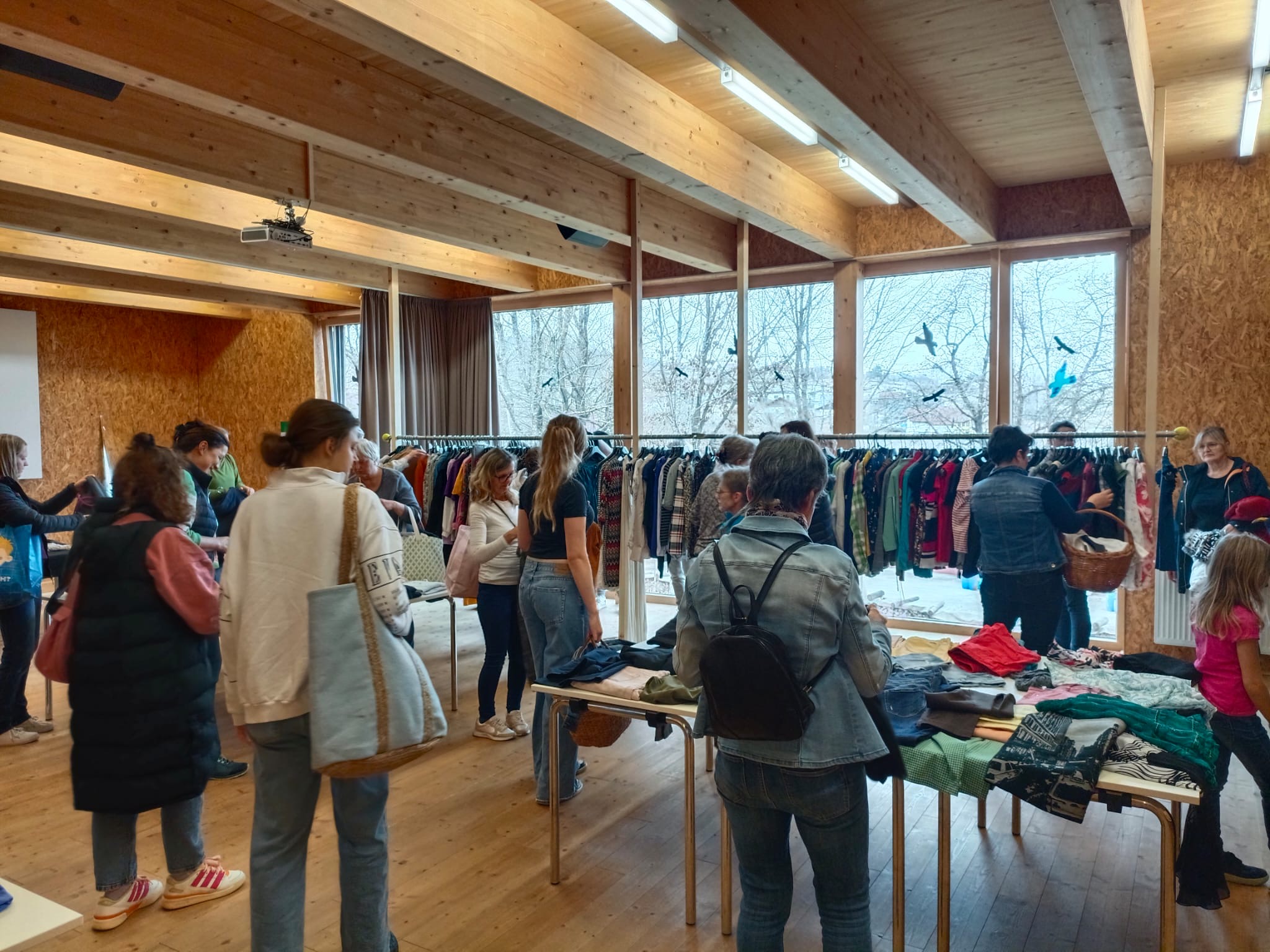 Kleidertausch in Windhaag